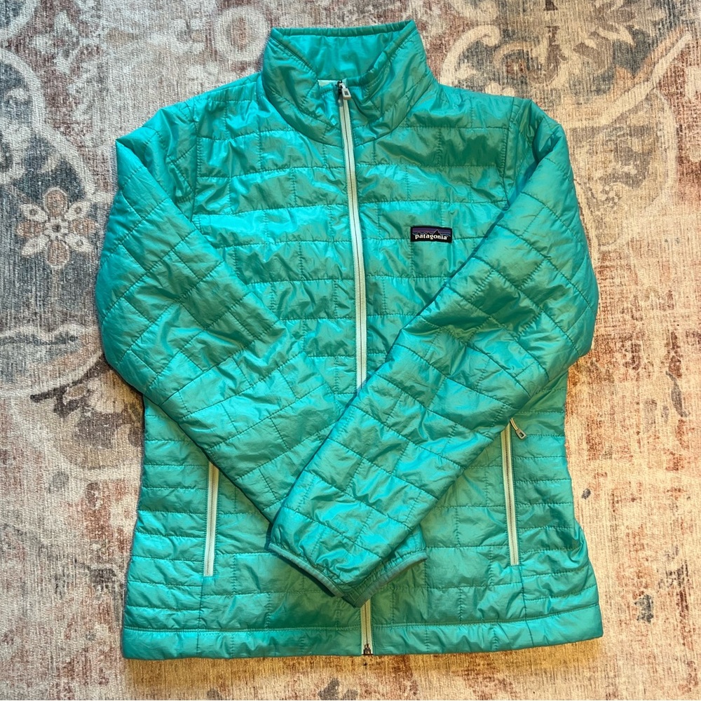 Patagonia nano puff women’s jacket size medium